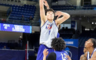 山東大漢19分鐘12分，首秀亮眼，沖擊NBA，期待其表現(xiàn)。
